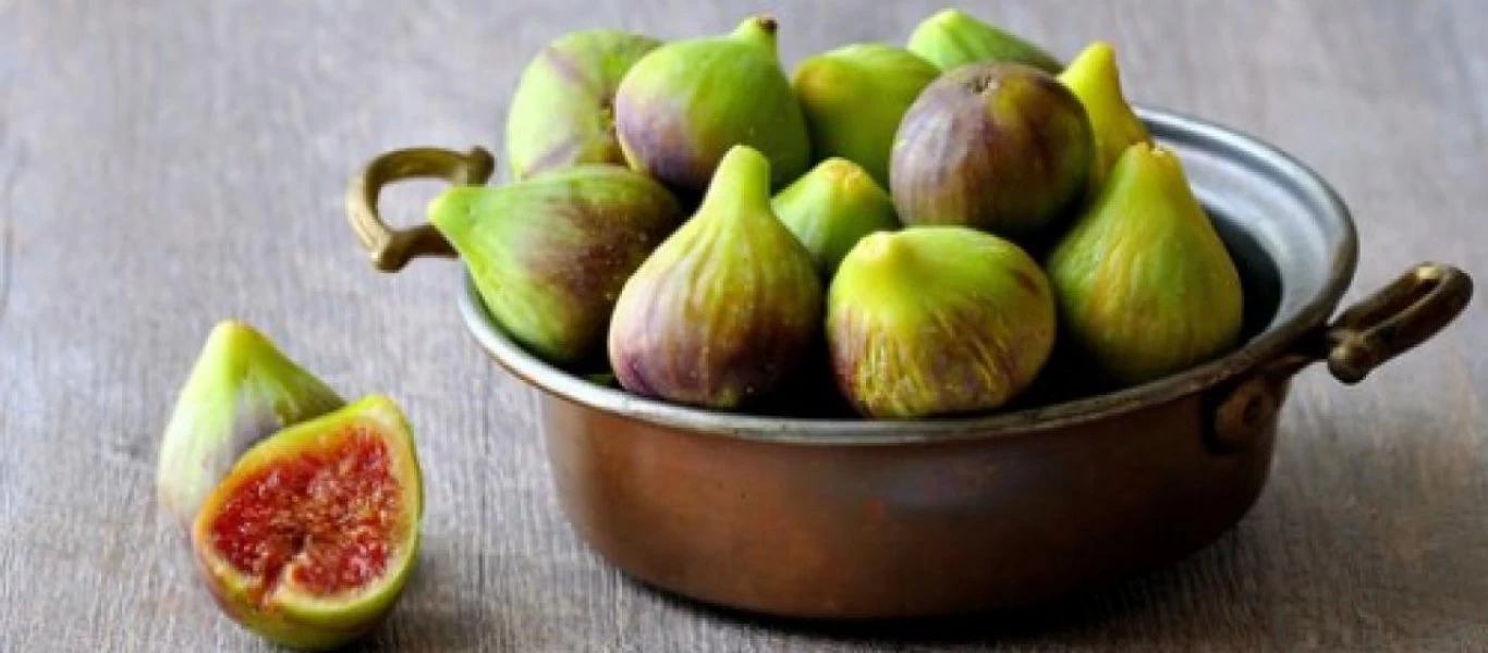 Αυτοί είναι οι λόγοι που πρέπει να τρώμε σύκα - Πως να τα καθαρίζουμε (βίντεο)